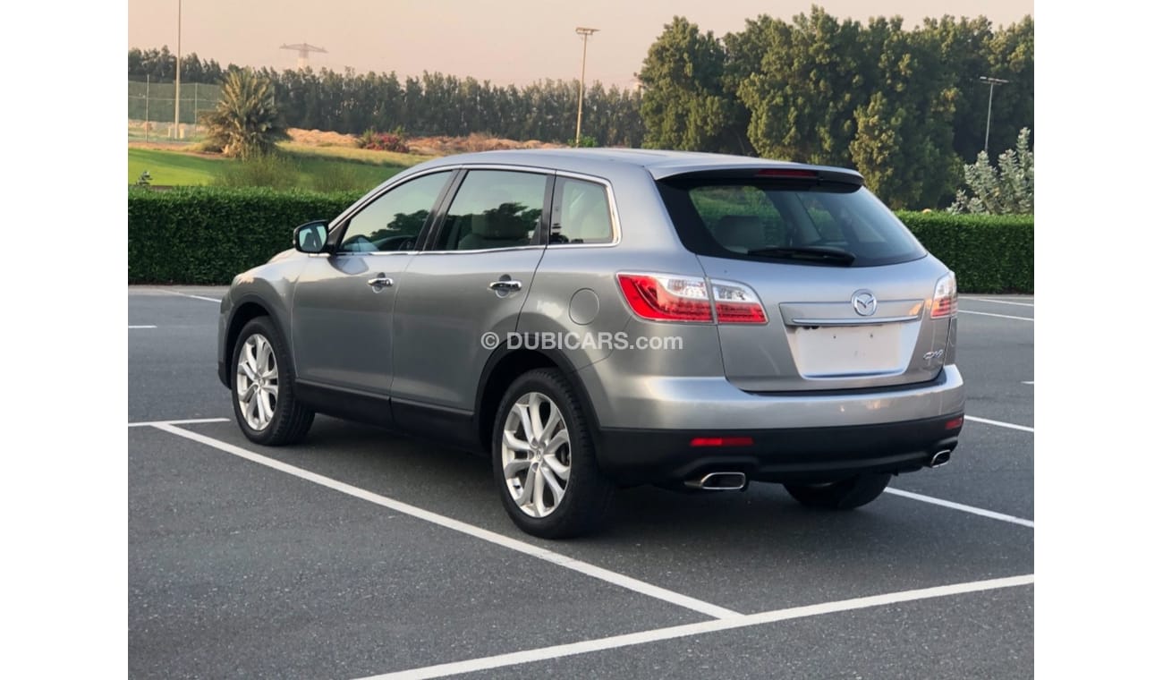 مازدا CX9 موديل 2011 خليجي حاله ممتازه من الداخل والخارج فل مواصفات كراسي جلد ومثبت سرعه وتحكم كهربي كامل ونظا