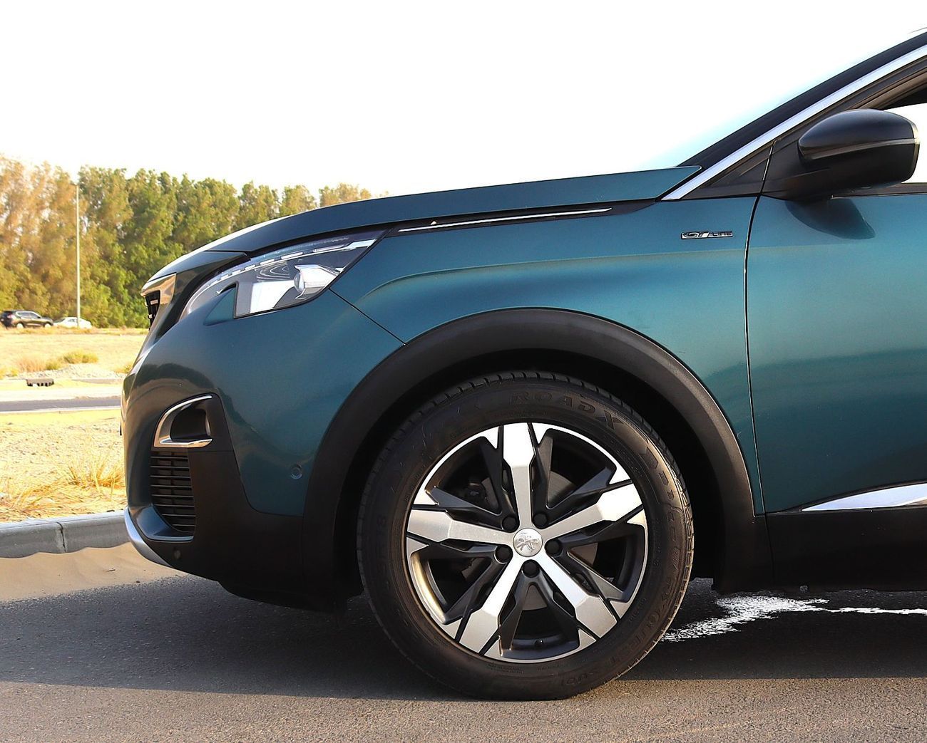 Peugeot 5008 1.6T Allure plus Peugeot 5008 - 2019 GCC, in excellent condition, 145,000 km, 1.6L engine, price 49,