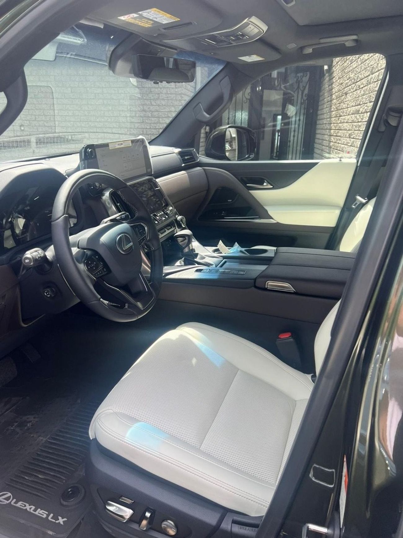 لكزس LX 600 LEXUS LX600 FSPORT 2024 0KM