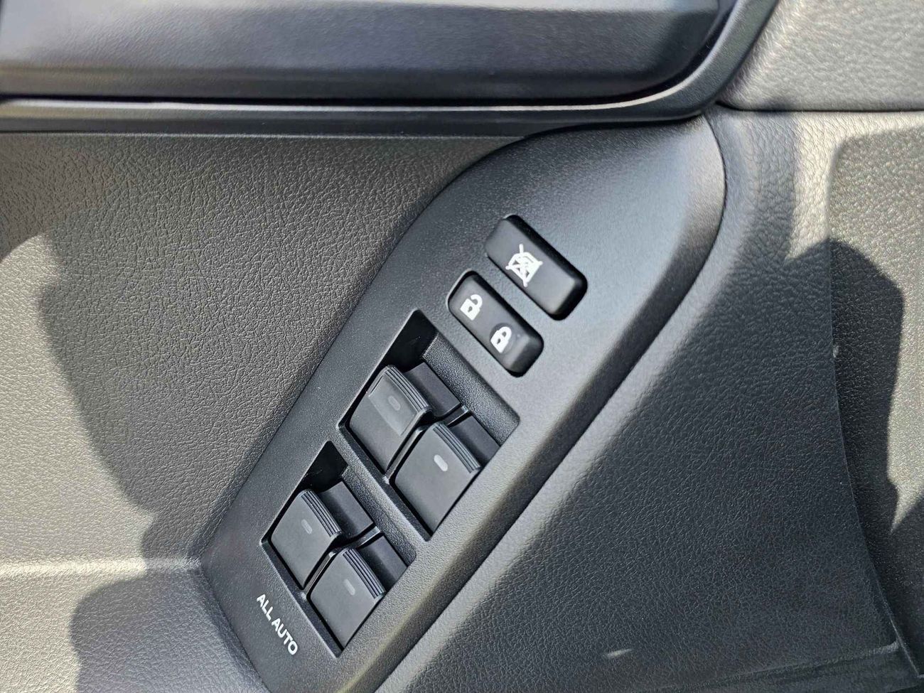 Toyota Prado TX-L  2.8L DIESEL "19" RIMS, SUNROOF, 4WD (CODE # PDTXL)