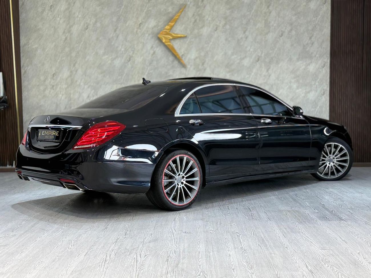 Mercedes-Benz S 500 Std 4.7L Mercedes S500 AMG II 2015 II Full Loaded