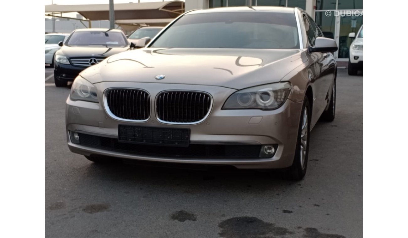 BMW 730Li Bmw750 model 2012 GCC car prefect condition full service full option low mileage