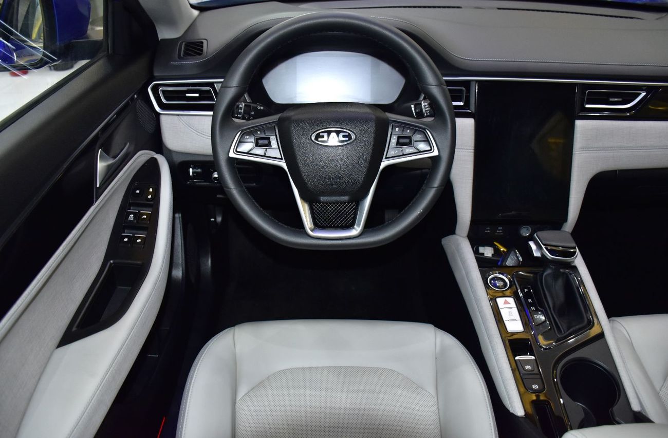 JAC J7 EXCELLENT DEAL for our JAC J7 ( 2023 Model ) in Blue Color GCC Specs