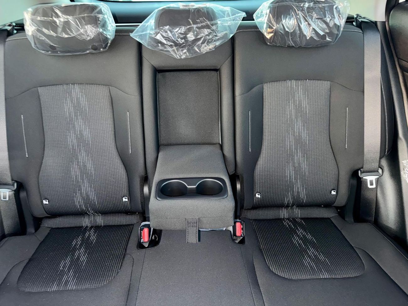 Kia Sportage 2.0L Petrol FWD 2025 Model Export Price @ 88,000 AED