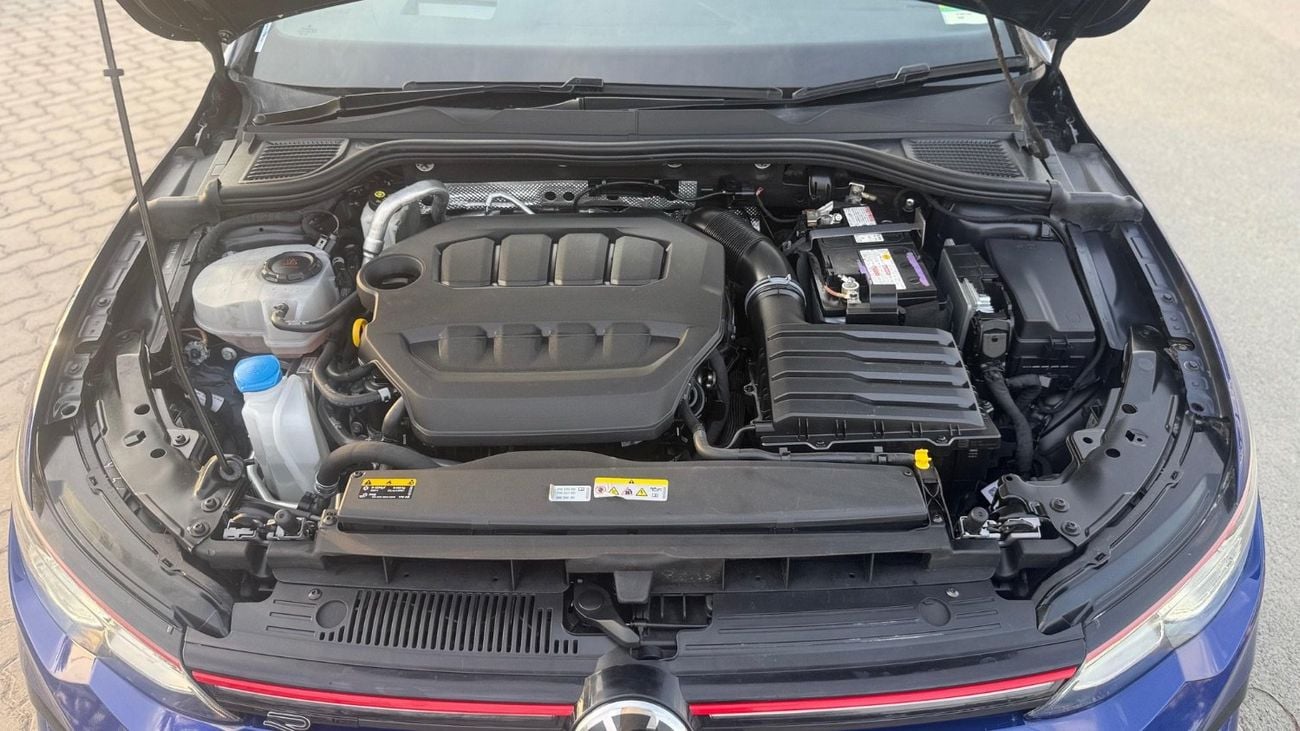 Volkswagen Golf R Base 2.0T