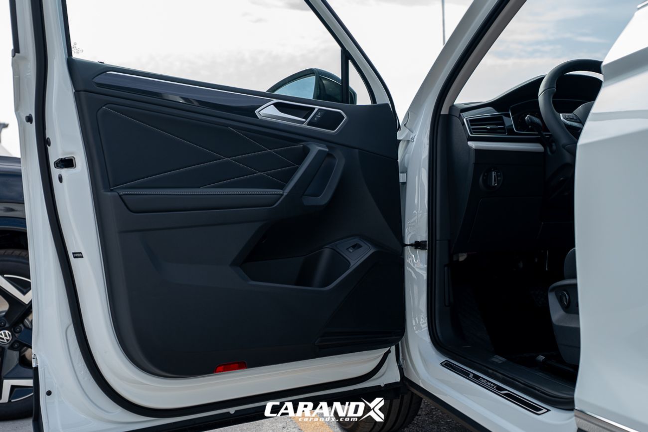 Volkswagen Tiguan Volkswagen Tiguan 300 TSI Outstanding 2025