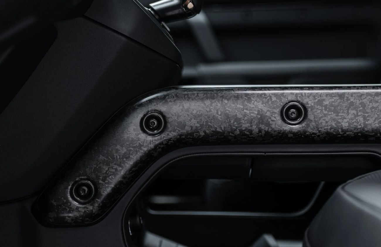 Land Rover Defender 4.4L V8 Twin-Turbo Mild Hybrid Engine