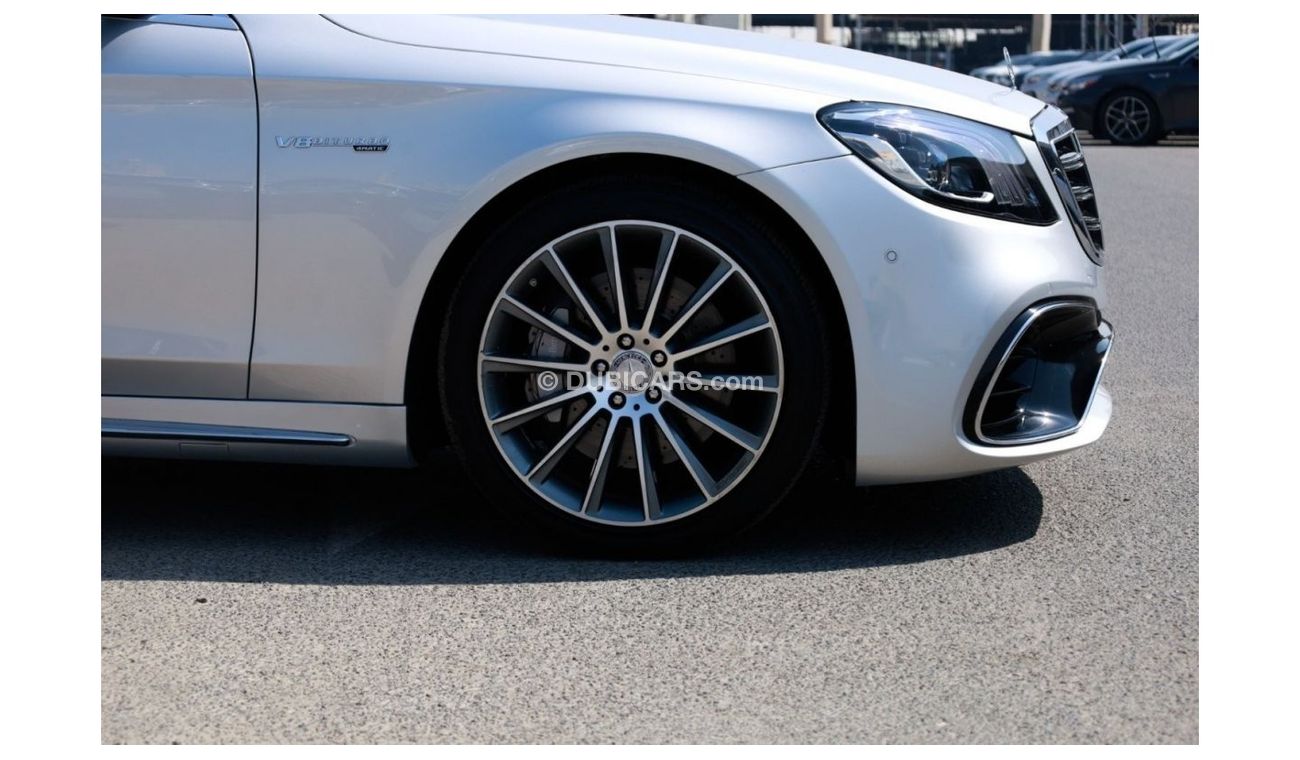 مرسيدس بنز S 550