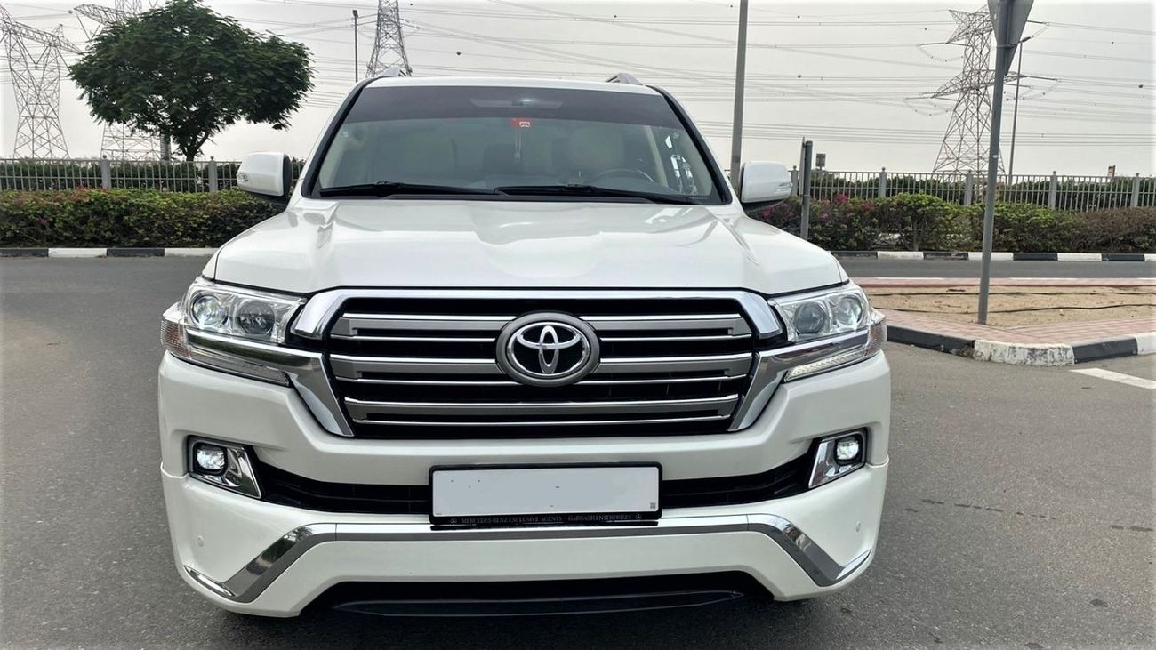 Toyota Land Cruiser V6 FULL OPTIONS LEATHER SEAT , SUNROOF , REAR CAMERA