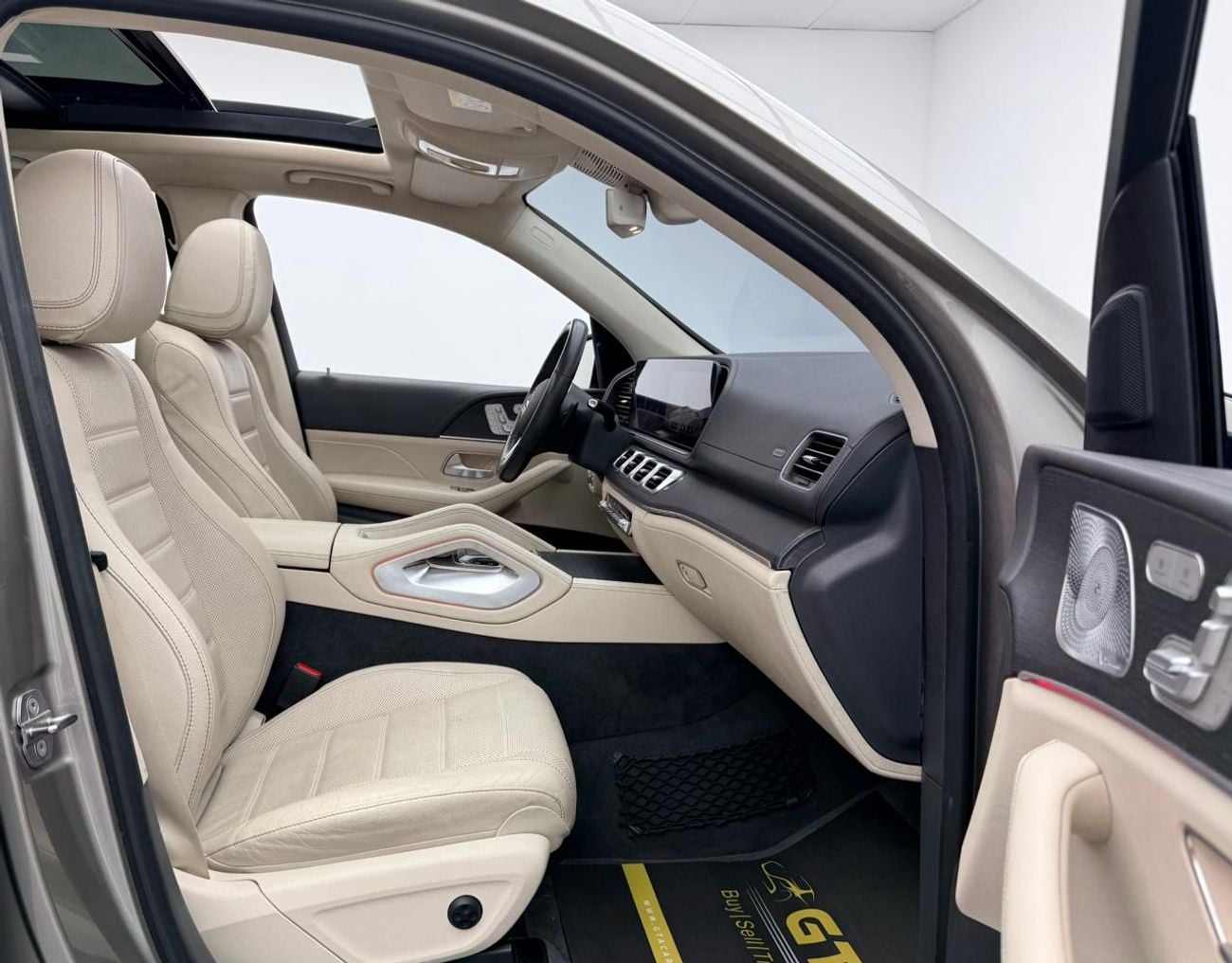مرسيدس بنز GLE 450 2019 Mercedes Benz GLE450, Warranty, Full Service History, Excellent Condition, GCC