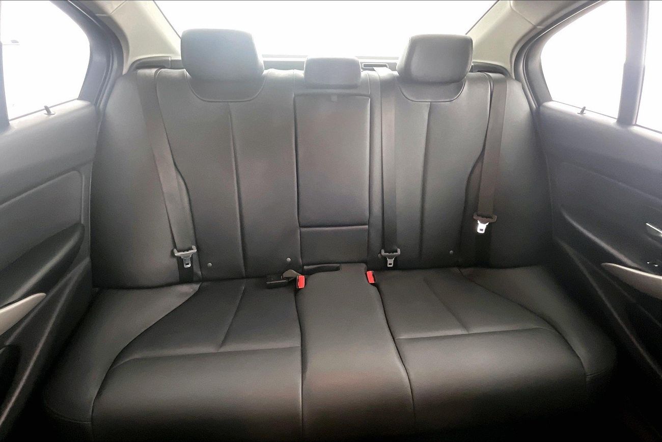 BMW 318i Standard | Guaranteed Warranty | 0 Down Payment