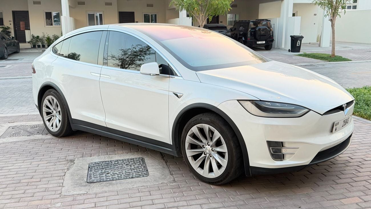 Tesla Model X LONG RANGE