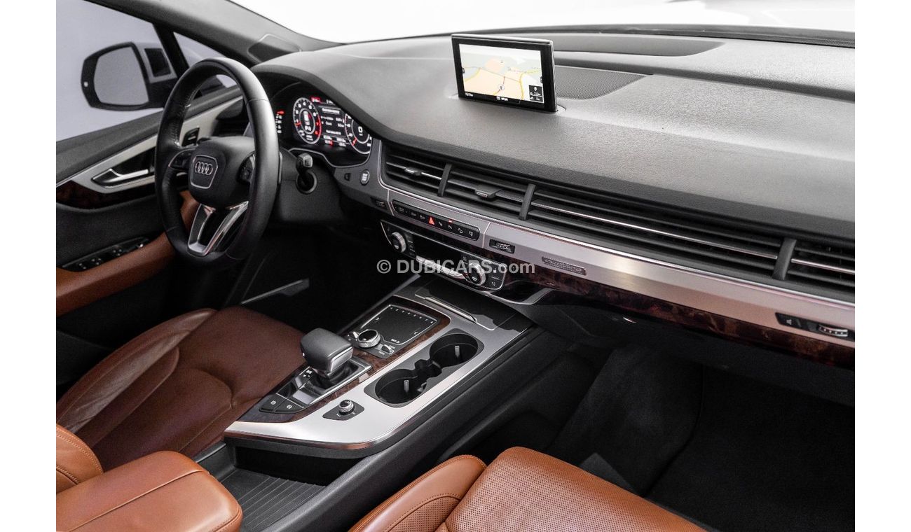 Audi Q7 45 TFSI quattro 2017 Audi Q7 45TFSI / 7-Seater / AWD / Full Service History