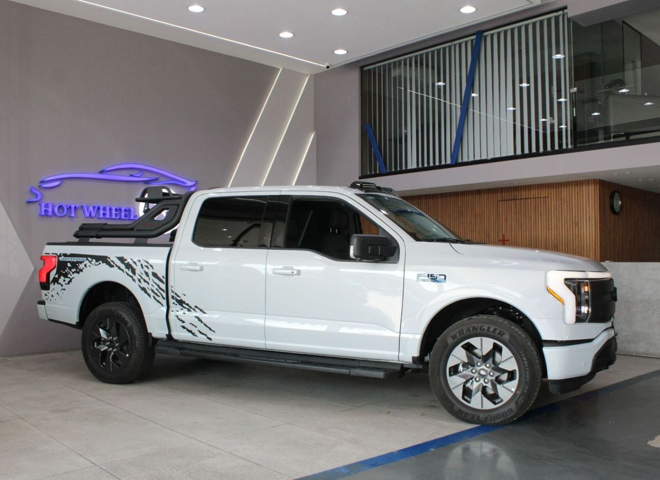 فورد إف 150 لايتنينج No Accidents New Car