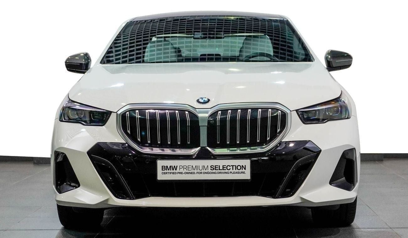 بي أم دبليو 530i Sedan Master M Sport Pack
