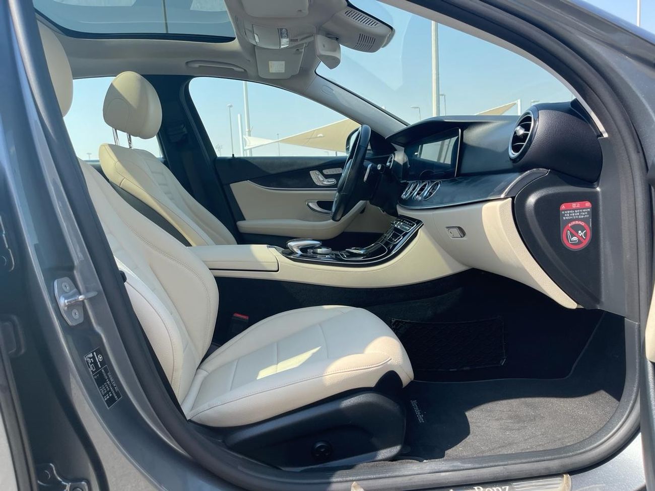 مرسيدس بنز E300 AMG