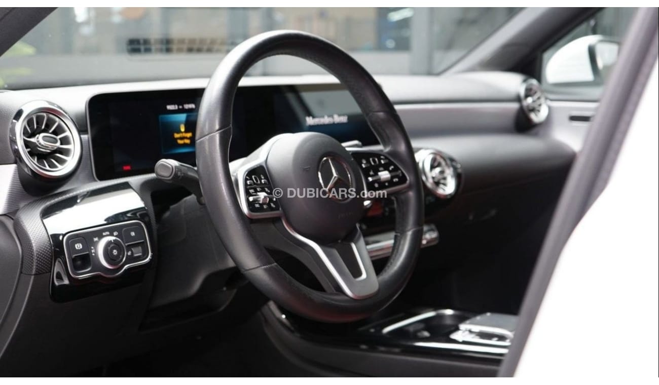 مرسيدس بنز A 220