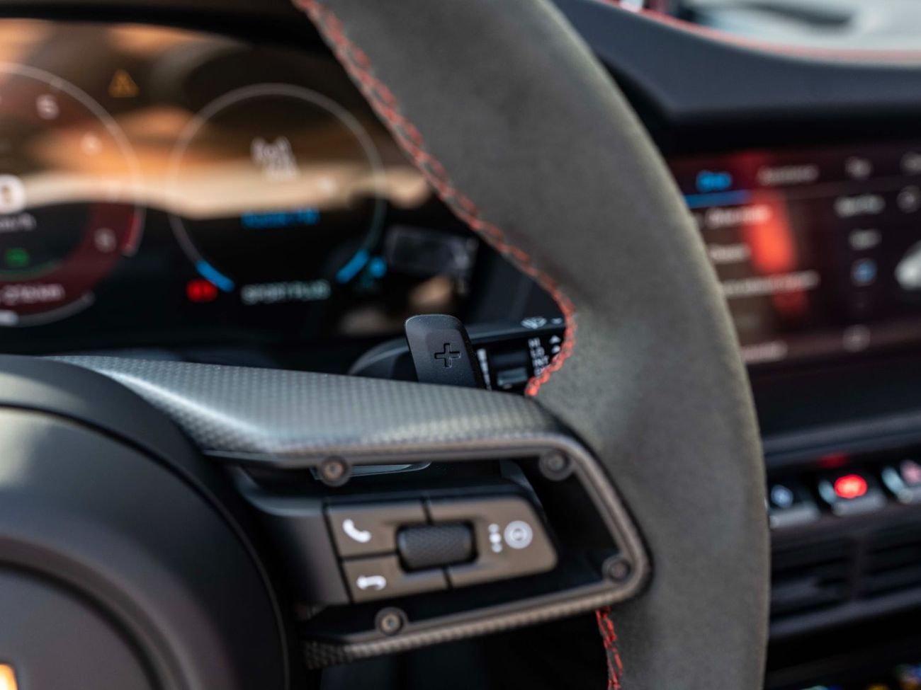 Porsche 911 Carrera GTS 3.0L (450 HP) Convertible