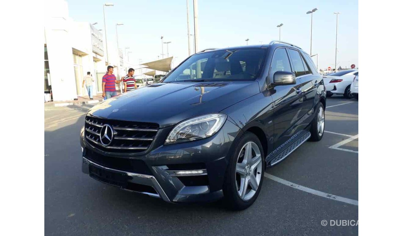 Mercedes-Benz ML 350 فل ابشن صبغة وكاله بحاله ممتاذه ضمان شاسيه جير ماكينه