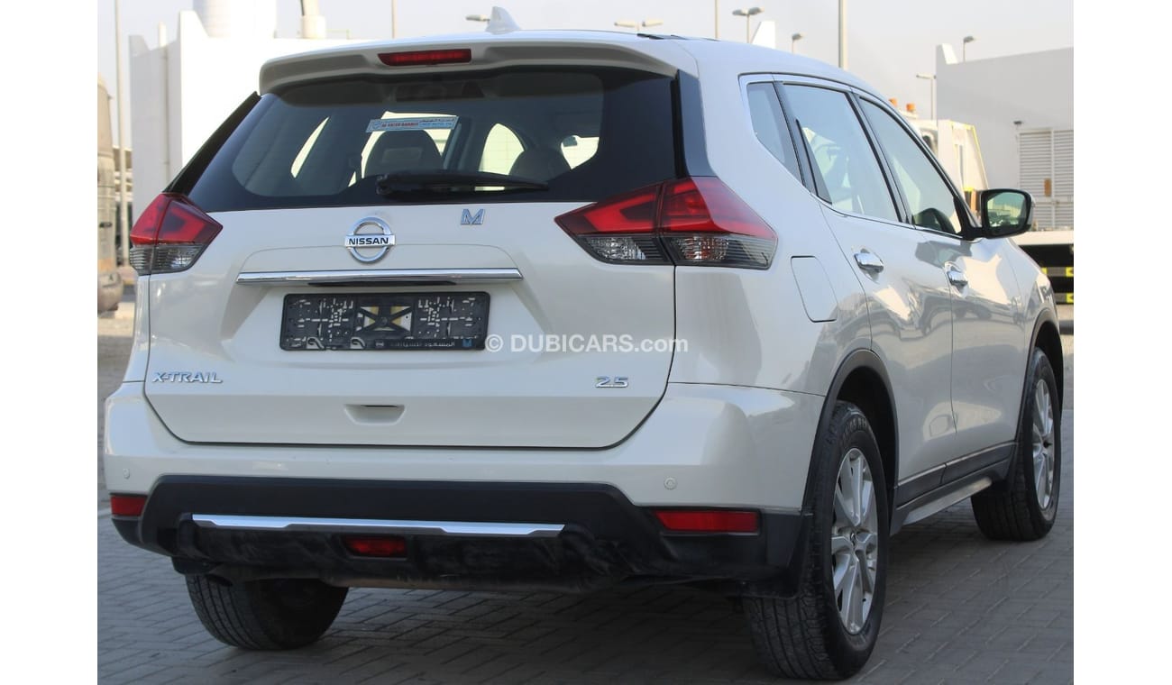 Nissan XTrail Nissan X-Trail 2018 GCC in excellent condition