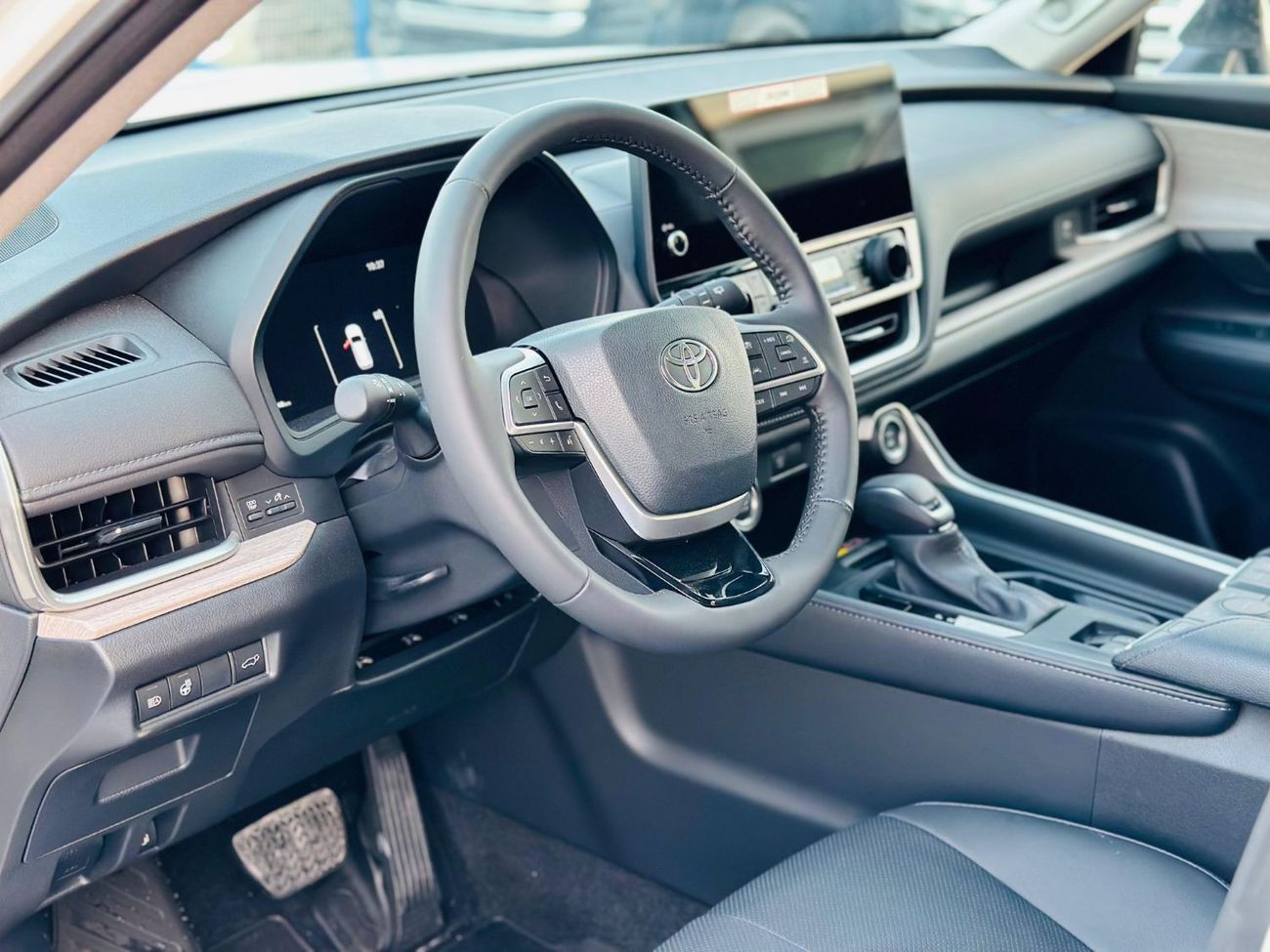 Toyota Grand Highlander Limited