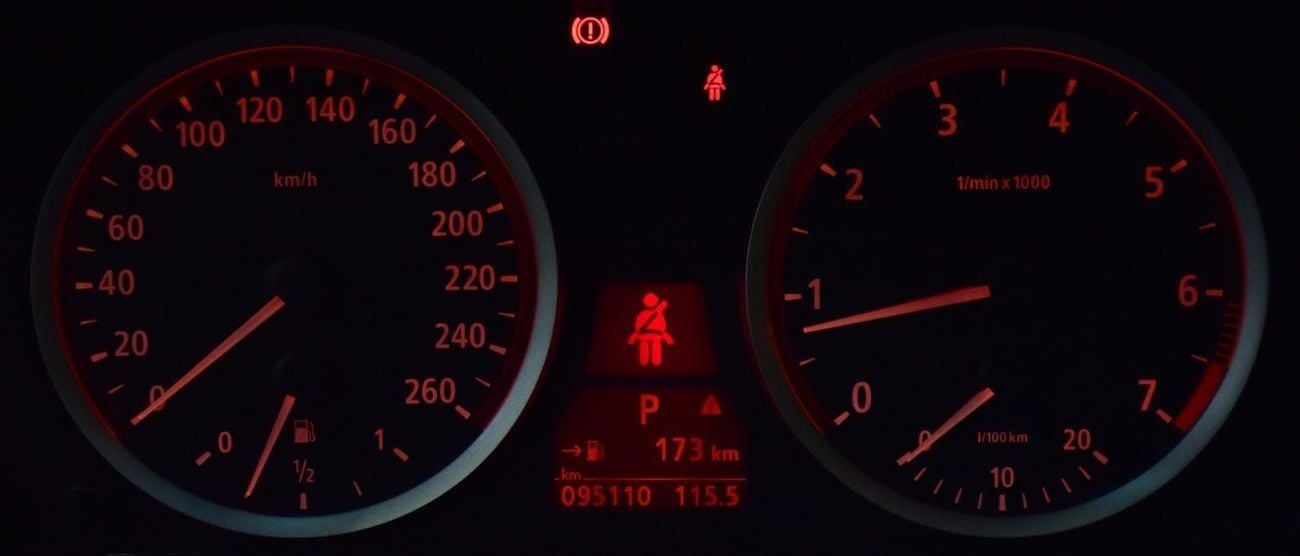 بي أم دبليو 520i EXCELLENT DEAL for our BMW 520i ( 2005 Model ) in Blue Color GCC Specs