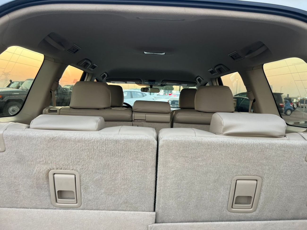 Toyota Prado 2019 Toyota Prado TXL 2.7L V4 - AWD 4x4 - GCC - Full Screen - Leather seat  - 7 Seater