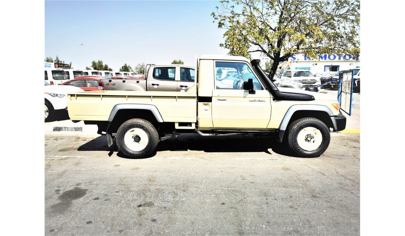 Toyota Land Cruiser Pick Up 4.2L,V6,DIESEL,SINGLE CABIN,ALLOY WHEELS,OVER FENDER,POWER WINDOW,MT