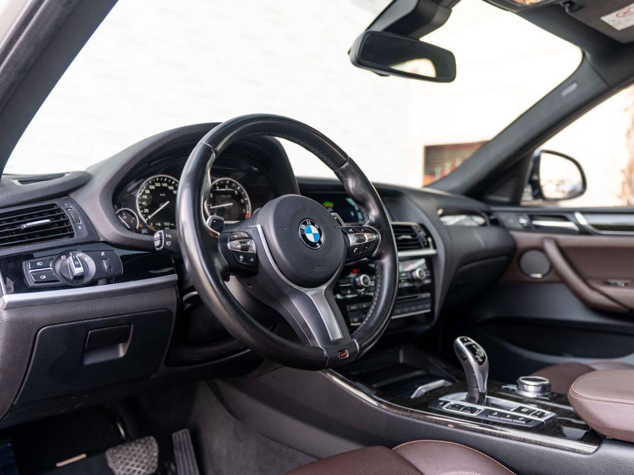 بي أم دبليو X4 xDrive 28i 2.0L