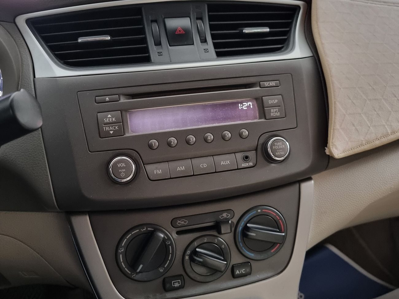 نيسان سنترا