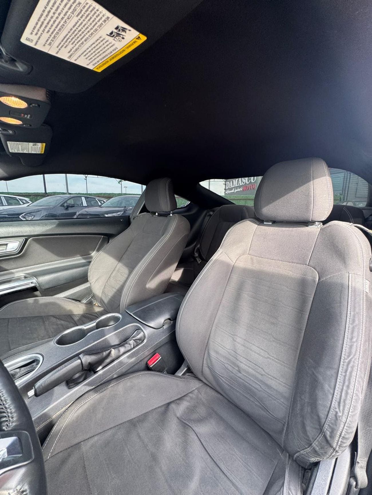 Ford Mustang GT Premium 5.0L V8