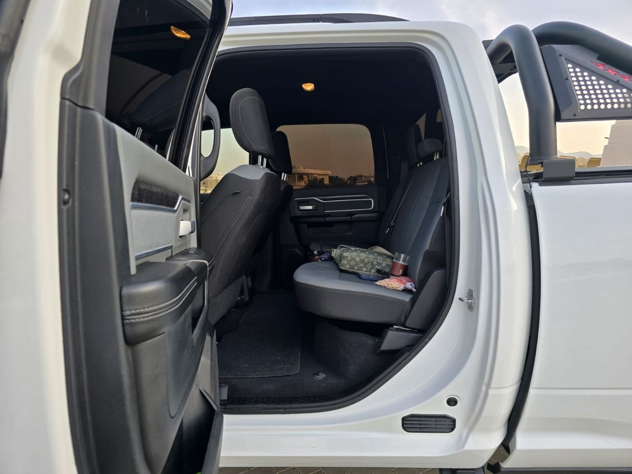 Dodge Ram Van 2500 heavy duty turbo diesel bighorn 6.7L