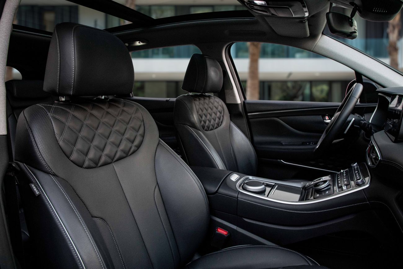 Hyundai Santa Fe Sante Fe | 2,076 P.M | 0% Downpayment | Agency Warranty