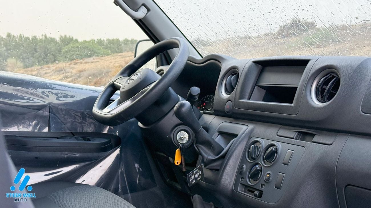 Nissan Urvan 3-Seater Manual (5-Door) NV350 2024 | 2.5L Petrol RWD | SR MN | Dry Van | GCC Specs