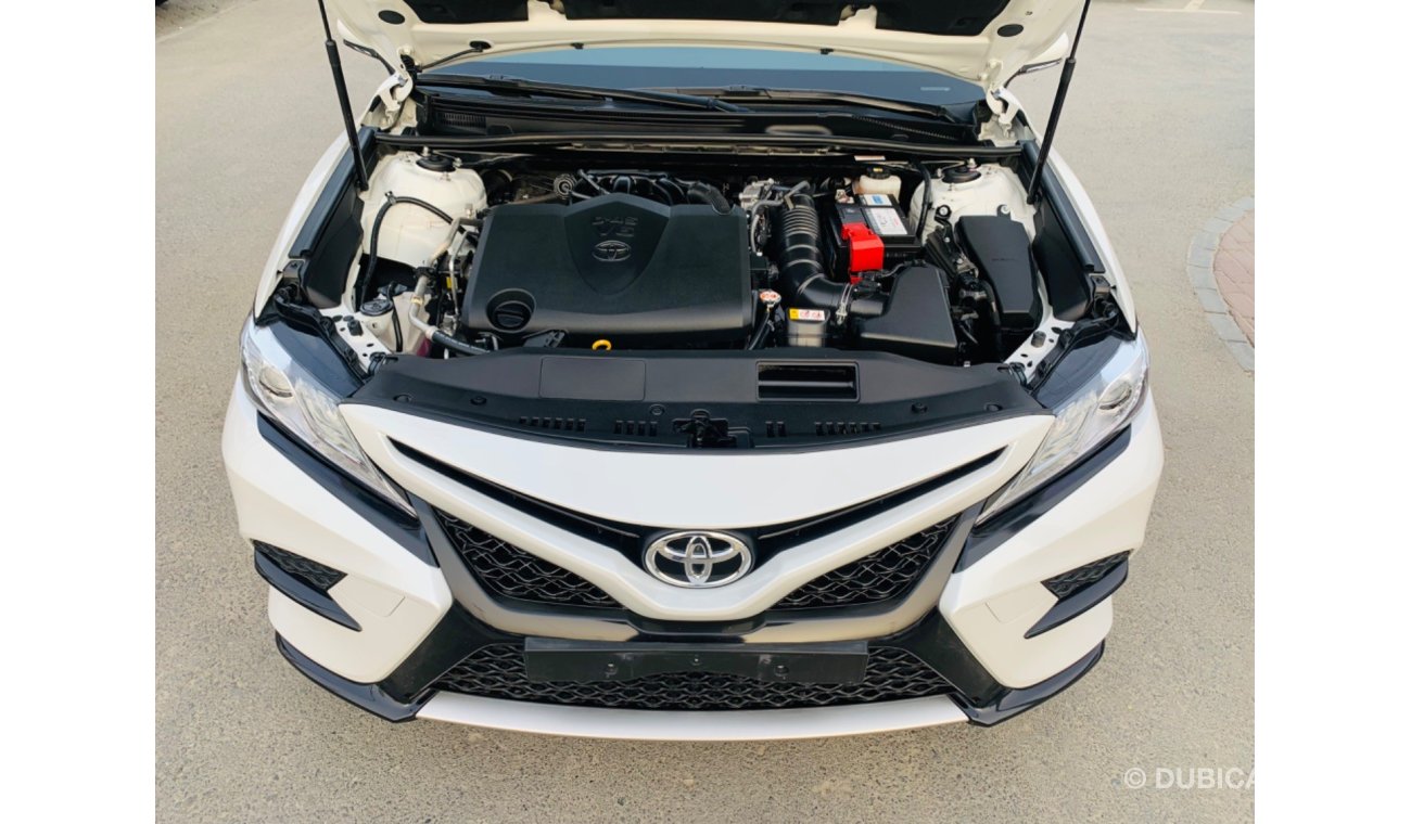Toyota Camry Sport