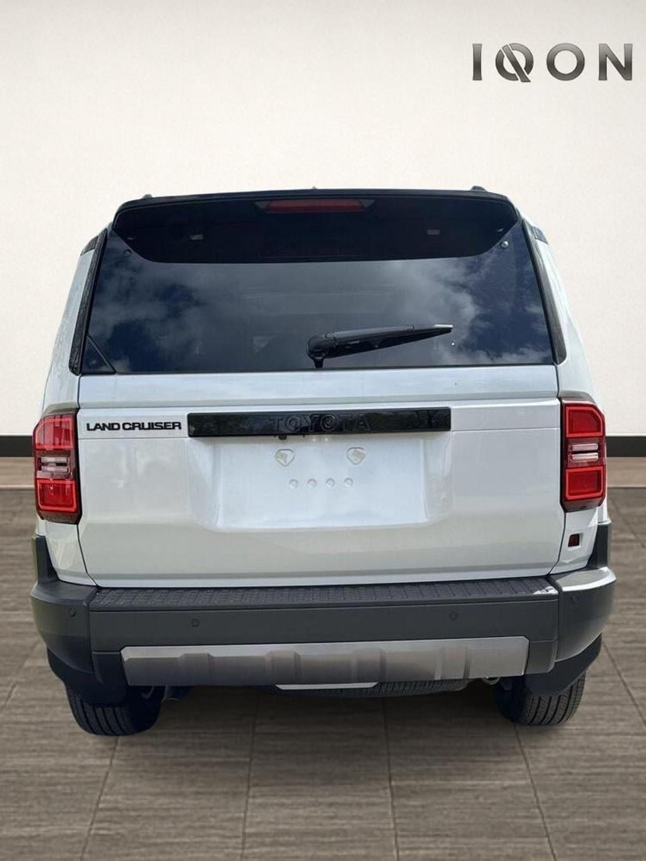 Toyota Land Cruiser 2.8D MHEV Invincible Auto 4WD Euro 6 (s/s) 5dr (LWB) (EXPORT ONLY) Right Hand Drive