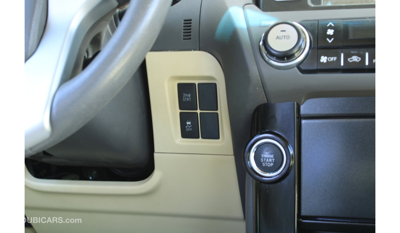 تويوتا برادو 4.0L V6 Petrol, Alloy Rims, DVD Camera, Front & Rear Parking Sensor ( LOT #7480)