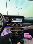 Mercedes-Benz E300 Premium 2.0L