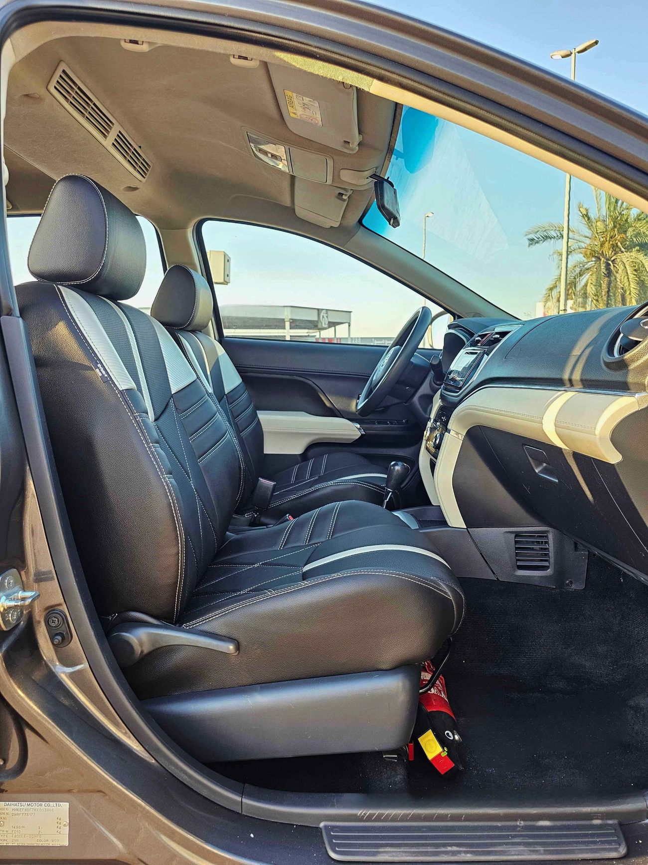 Toyota Rush / 7 SEATER/ LEATHER/ FULL OPTION/ LOT#3866