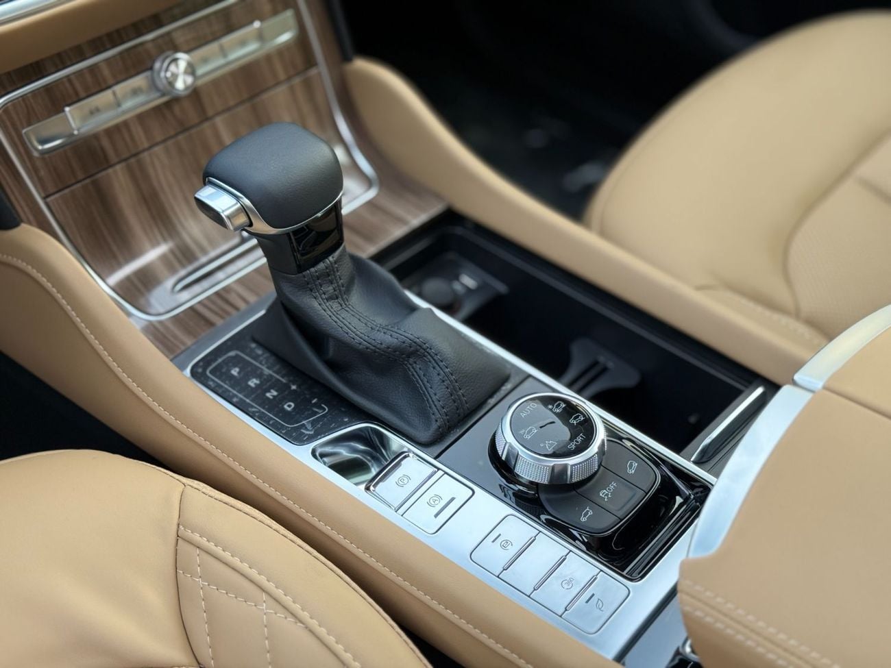 أم جي RX8 Luxury 2.0L