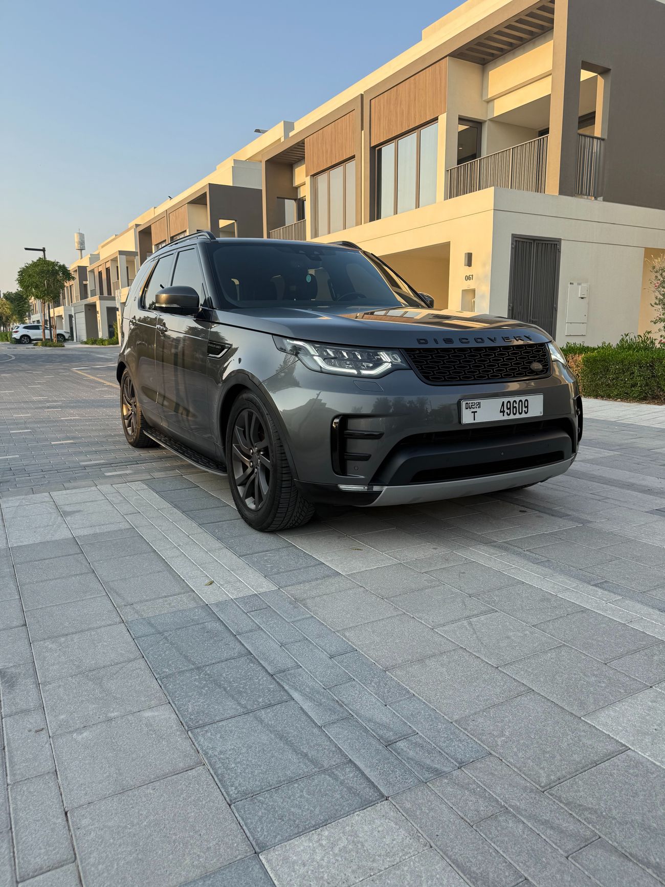 لاند روفر دسكفري HSE Luxury 3.0L (335 HP)