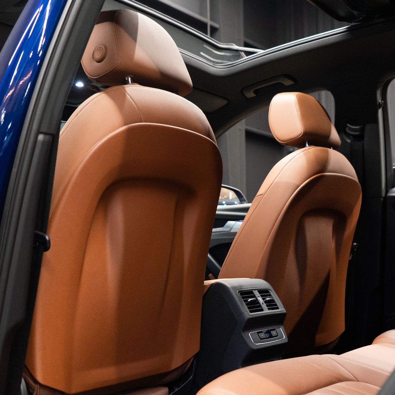 Audi Q5 45 TFSI Quattro 2.0L AED 2,394 pm • 0% Downpayment • Audi Q5 45TFSI Quattro • 1 Year Warranty