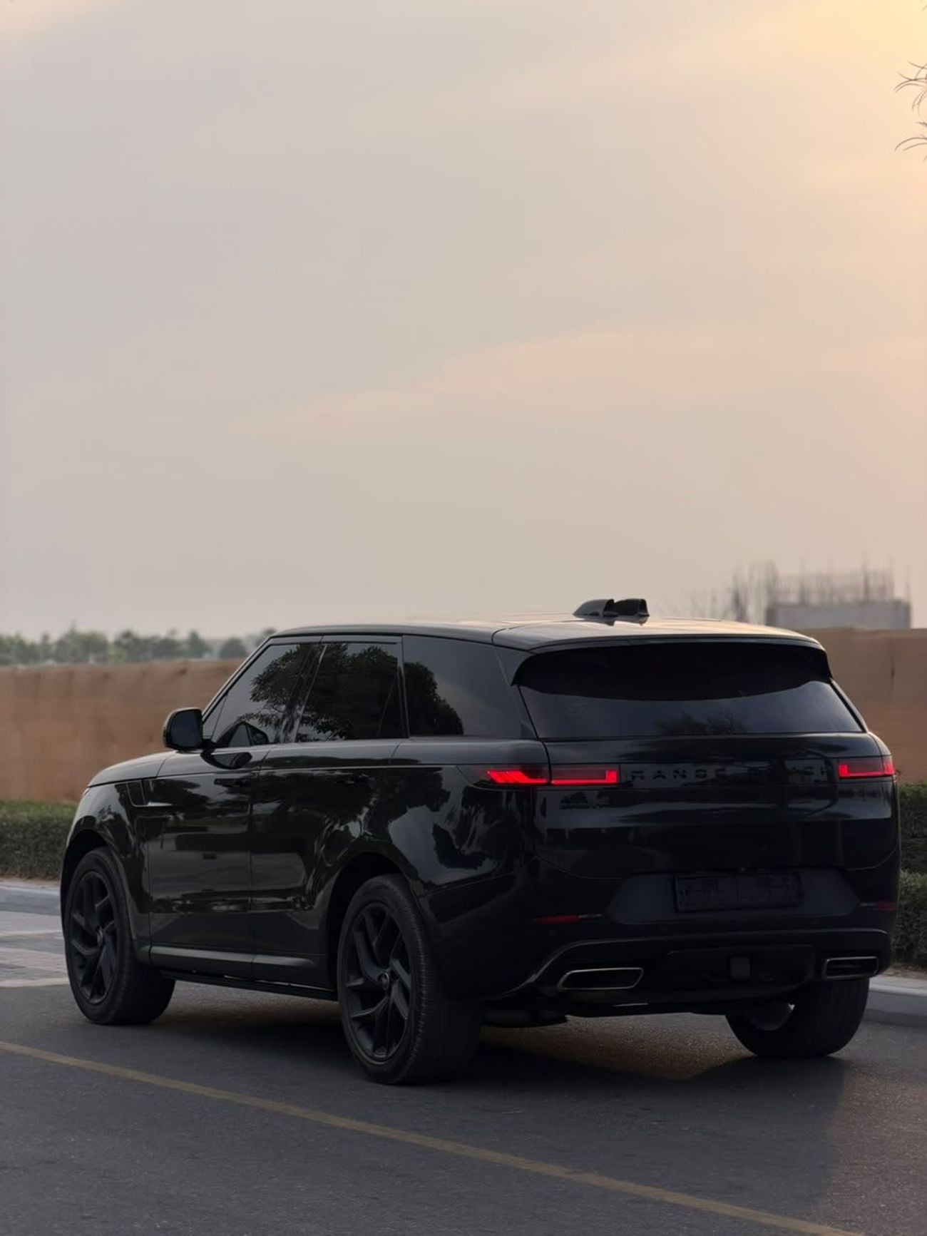 لاند روفر رينج روفر سبورت RANGE ROVER SPORT 2024