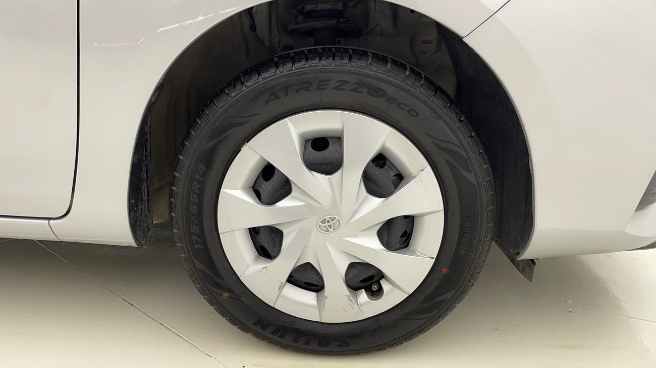 تويوتا يارس SE 1.5 | بدون دفعة مقدمة | اختبار القيادة في المنزل