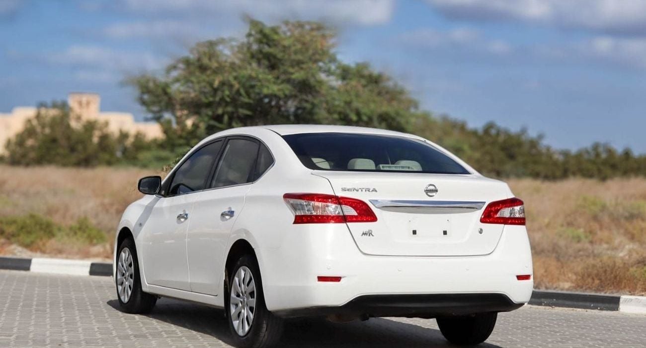 Nissan Sentra nissan sentra 1.6L 2019 GCC accident free in excellent condition 497 P.M