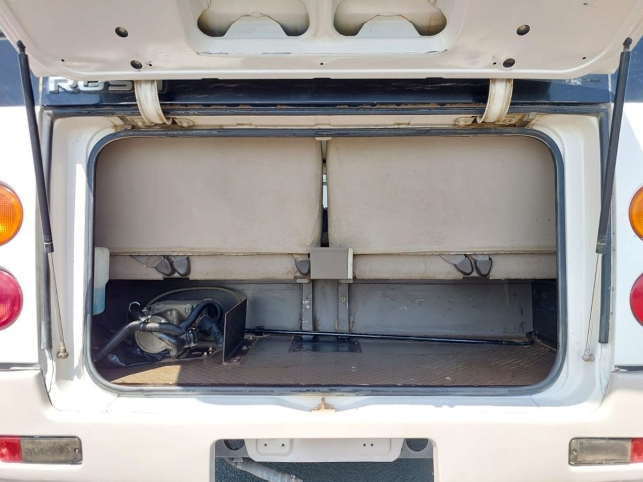 Mitsubishi Rosa MITSUBISHI ROSA BUS RHD 2001 MODEL 5.2 L DIESEL MANUAL(PM01198)