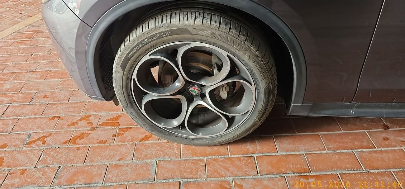 Alfa Romeo Stelvio SUPER 2.0