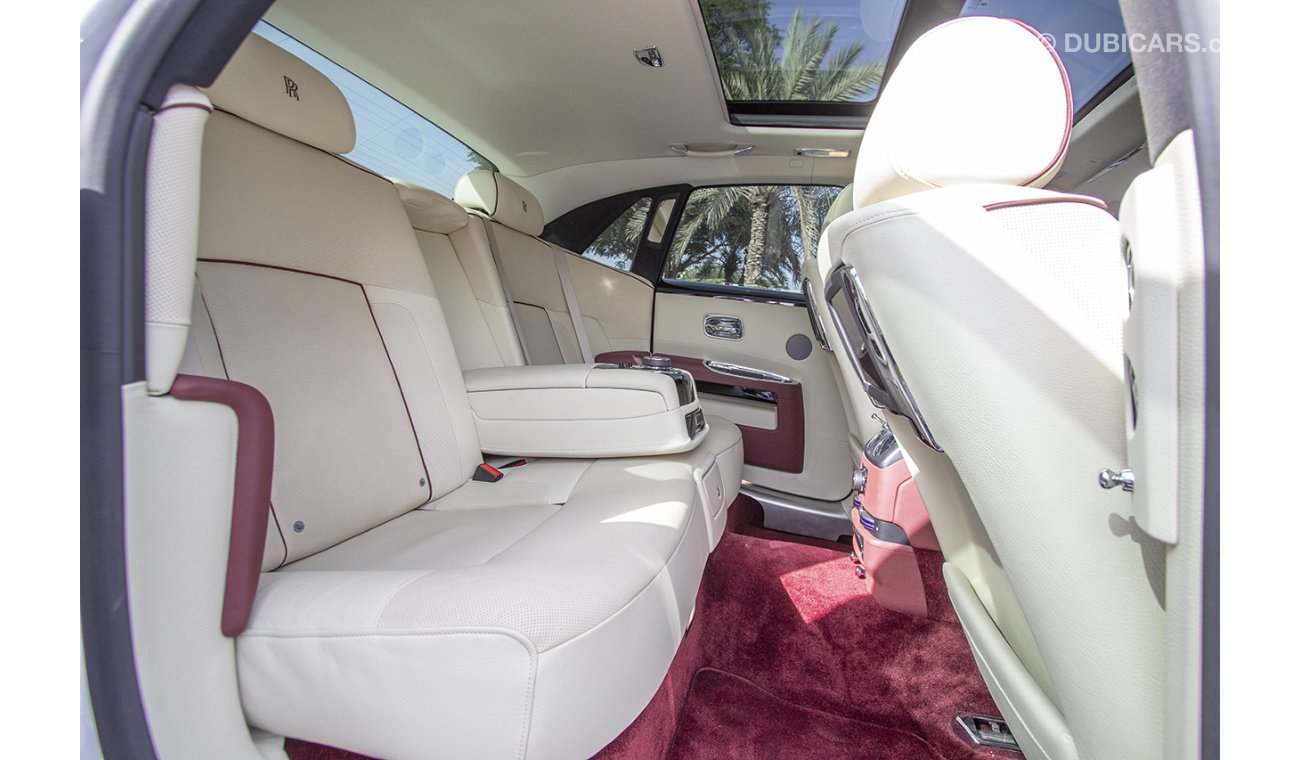 رولز رويس جوست ROLLS ROYCE GHOST -2014 - GCC - ZERO DOWN PAYMENT - 11655 AED/MONTHLY - LAST SERVICE DONE ON 8000KM