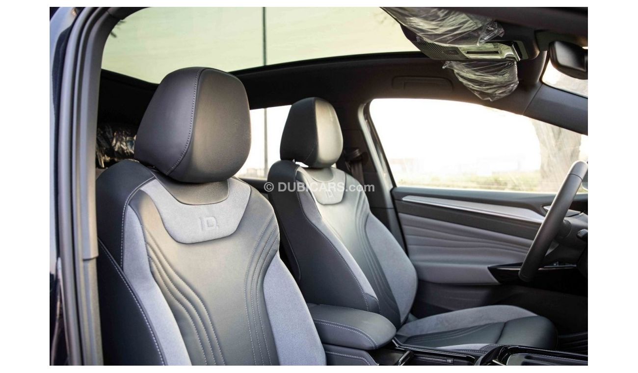 Volkswagen ID.4 2022 Volkswagen ID4 Pro 20" Fixed Panoramic Roof - Without HUD - with 360CAM E AT - Blue inside blac