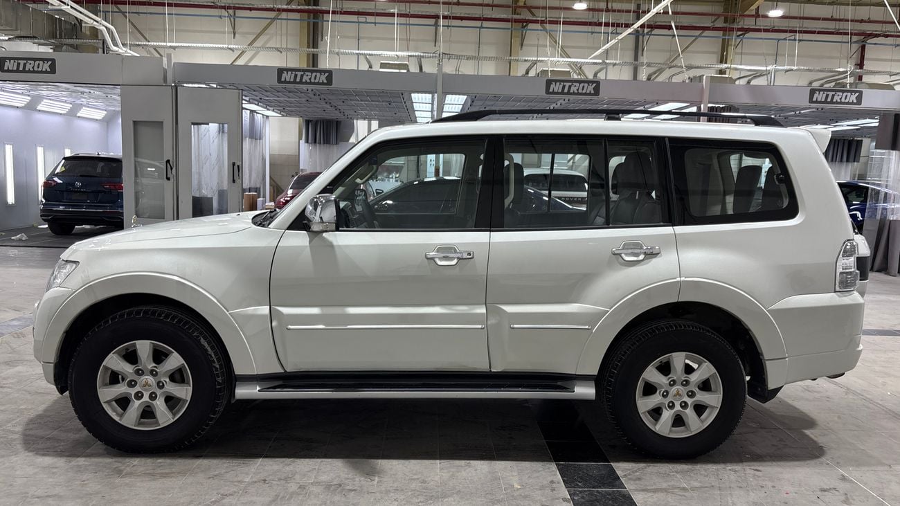ميتسوبيشي باجيرو GLS MIDLINE 2022 GLS MID | AED 1050/Month | 0 DP | 30 Day Return | Warranty | Service History